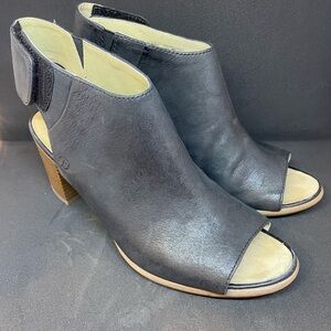 Josef Seibel Black Open-Toe Block Heel Sandals
